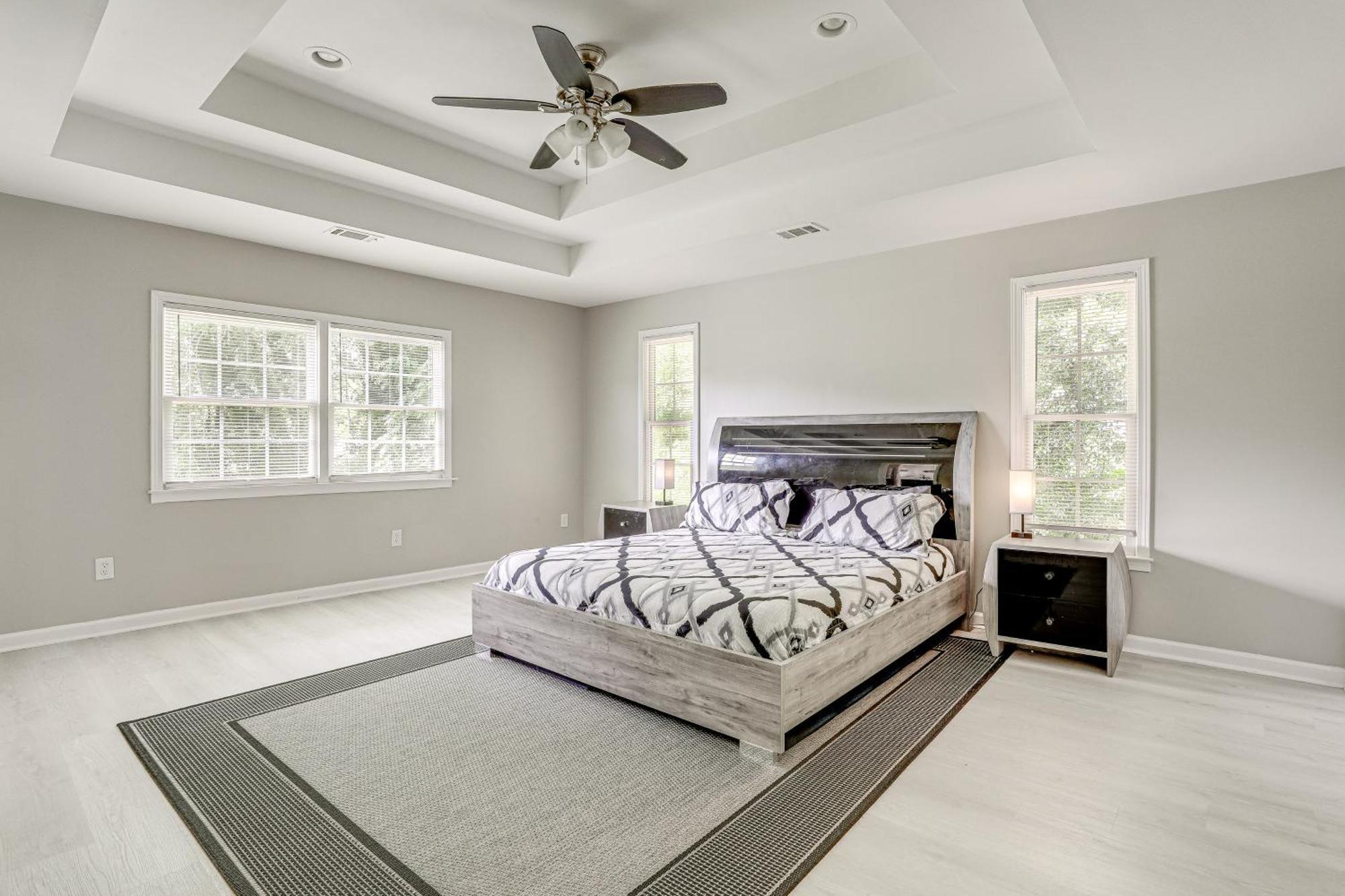 Holiday home About Half Mi To Mercedes-benz Stadium!