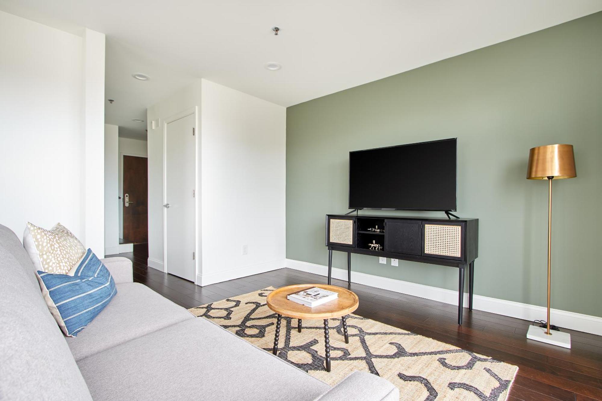 Sonder Baltimore Place Aparthotel