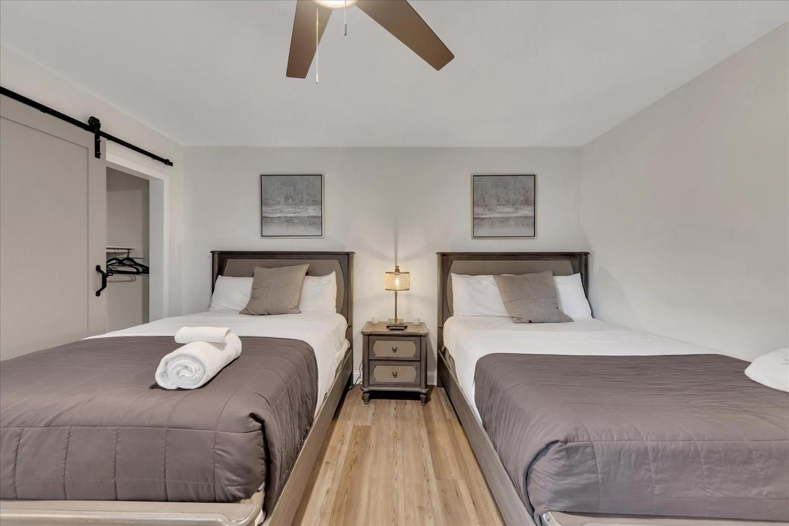 Holiday home Modern Twist In A Historic Building, Sleeps 6 Atlanta