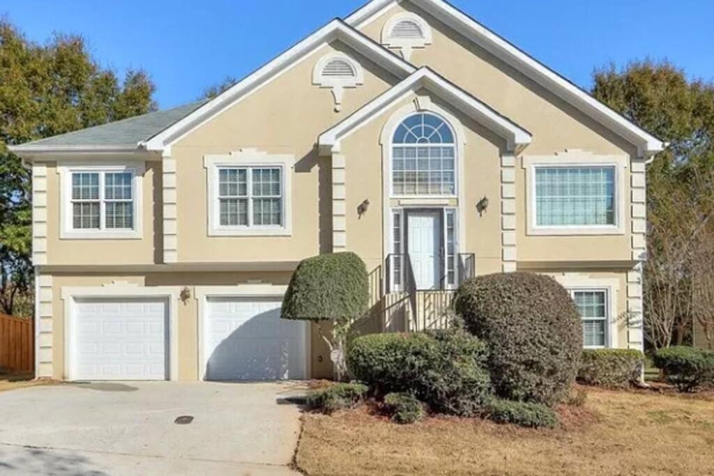 Atl's Astounding Address Villa *