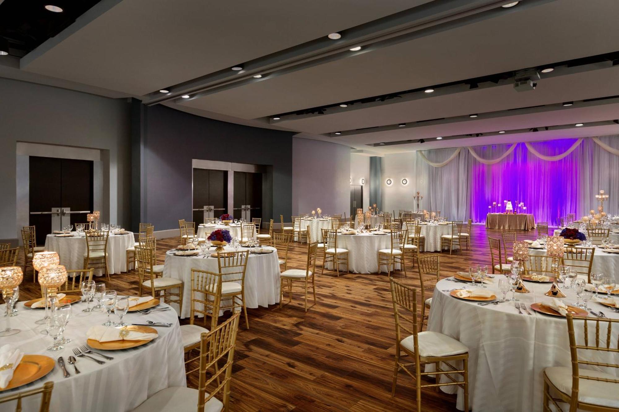 Twelve Midtown, Autograph Collection Hotel