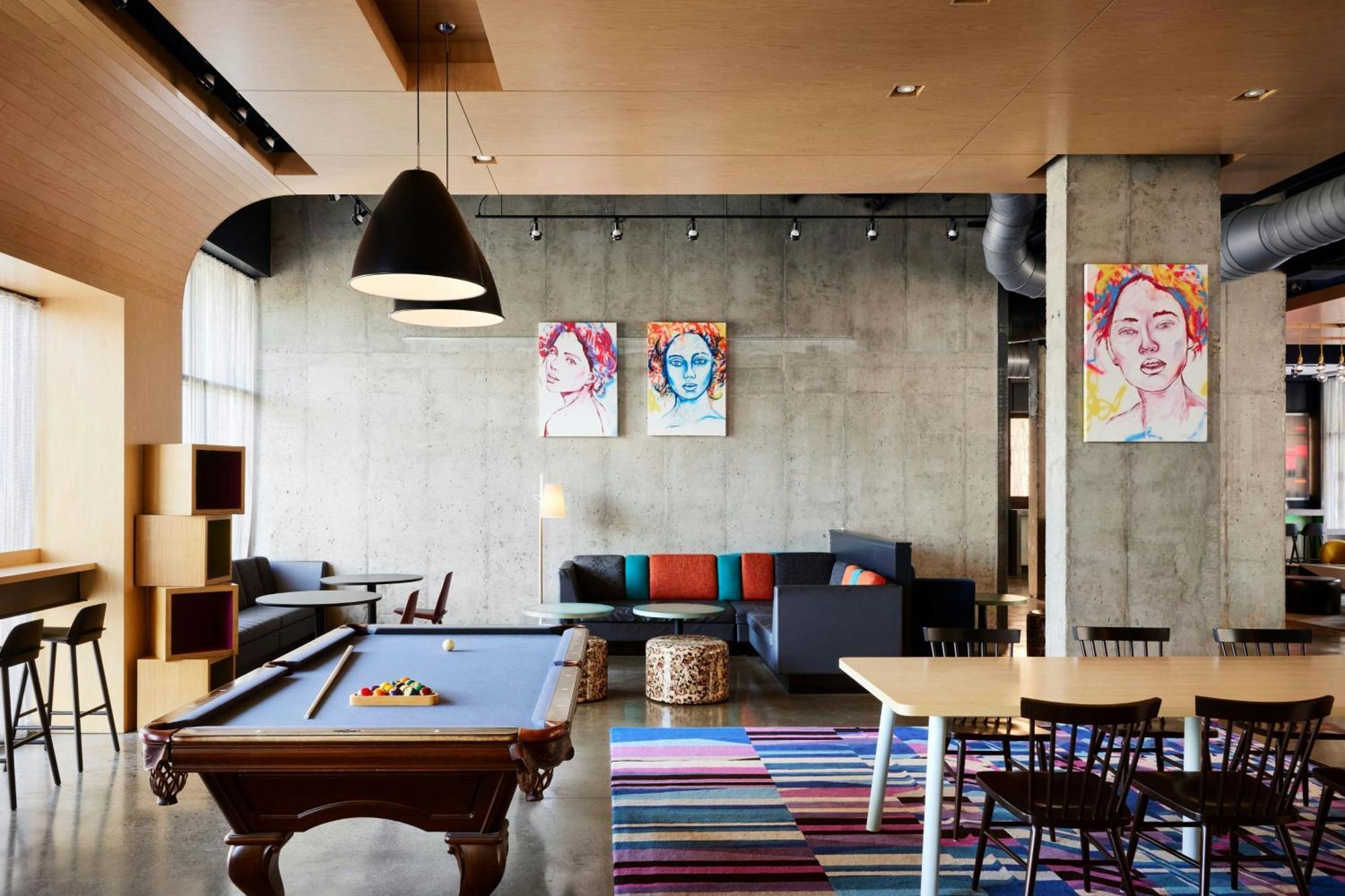 Aloft Downtown Hotel