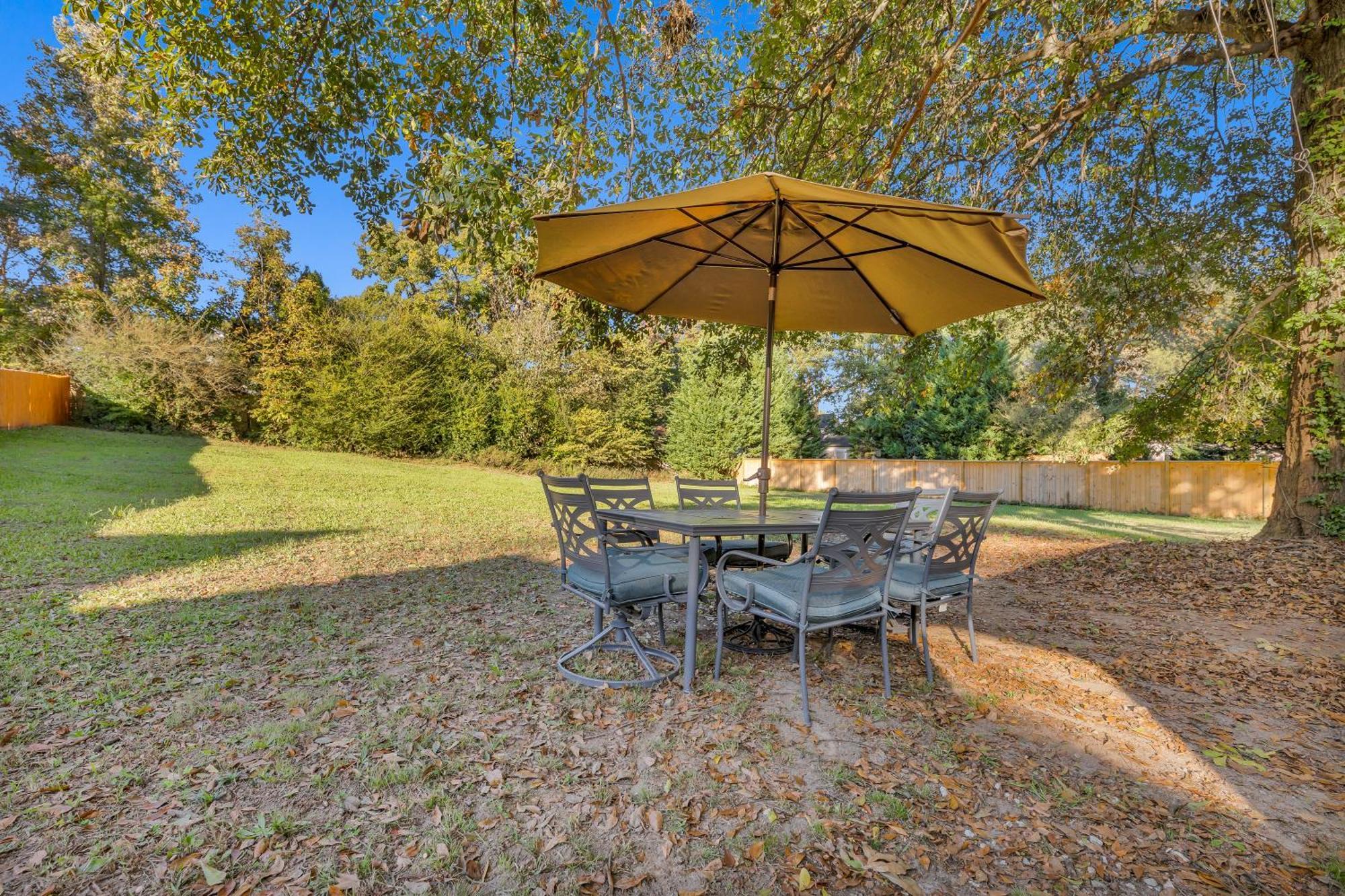 Beautiful House Mins Away From The Airport Holiday home