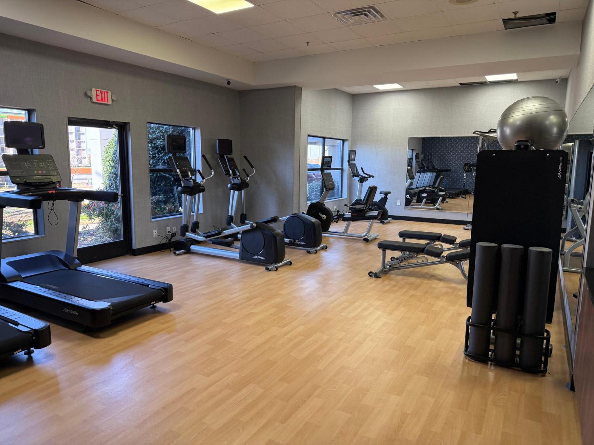 Hotel Four Points By Sheraton College Park Atlanta Airport 3*
