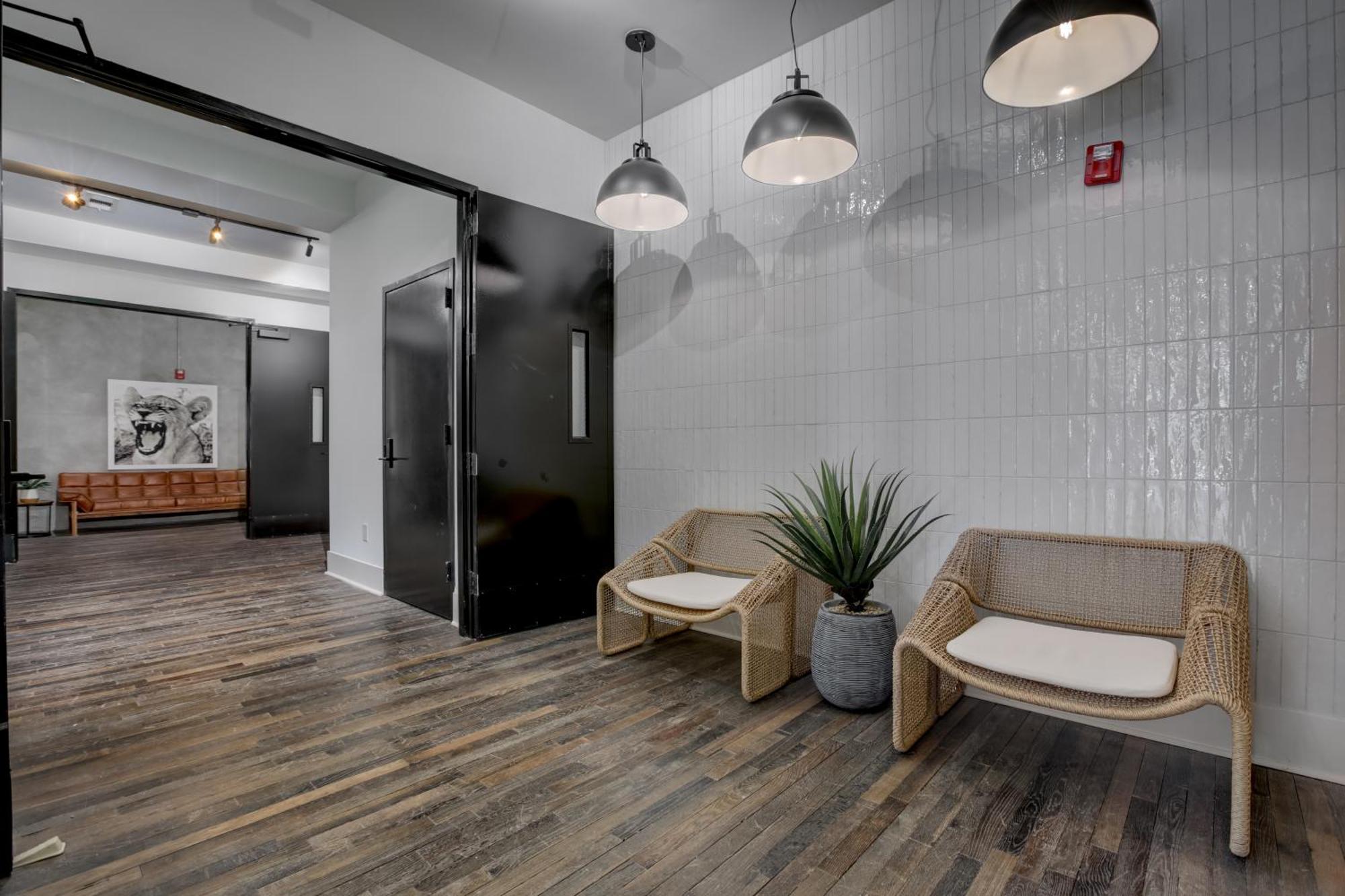 Entire Floor Penthouse Loft, Sleeps 20