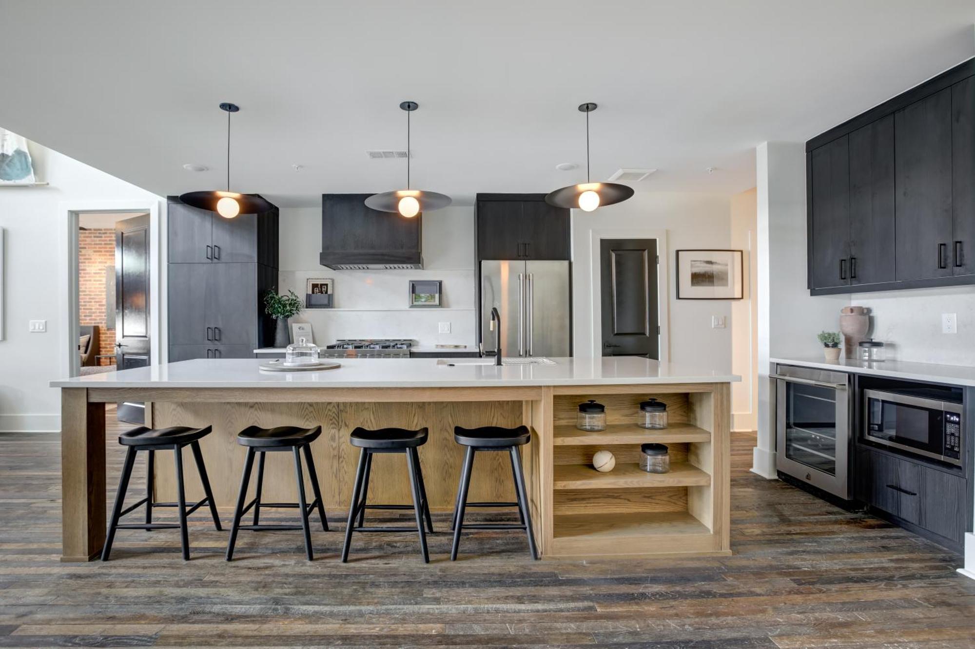 Entire Floor Penthouse Loft, Sleeps 20