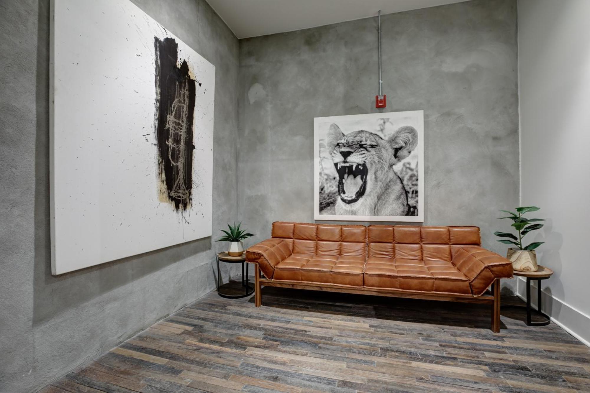 Entire Floor Penthouse Loft, Sleeps 20 Apartment