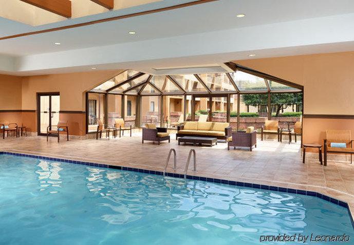 Courtyard By Marriott Atlanta Airport South/sullivan Road Hotel