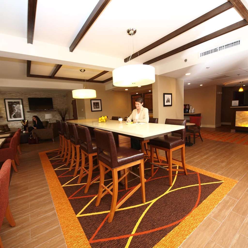 Inn Comfort Airport 3*
