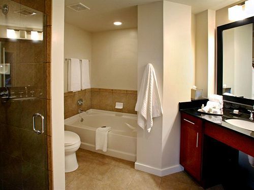Twelve Midtown, Autograph Collection Hotel