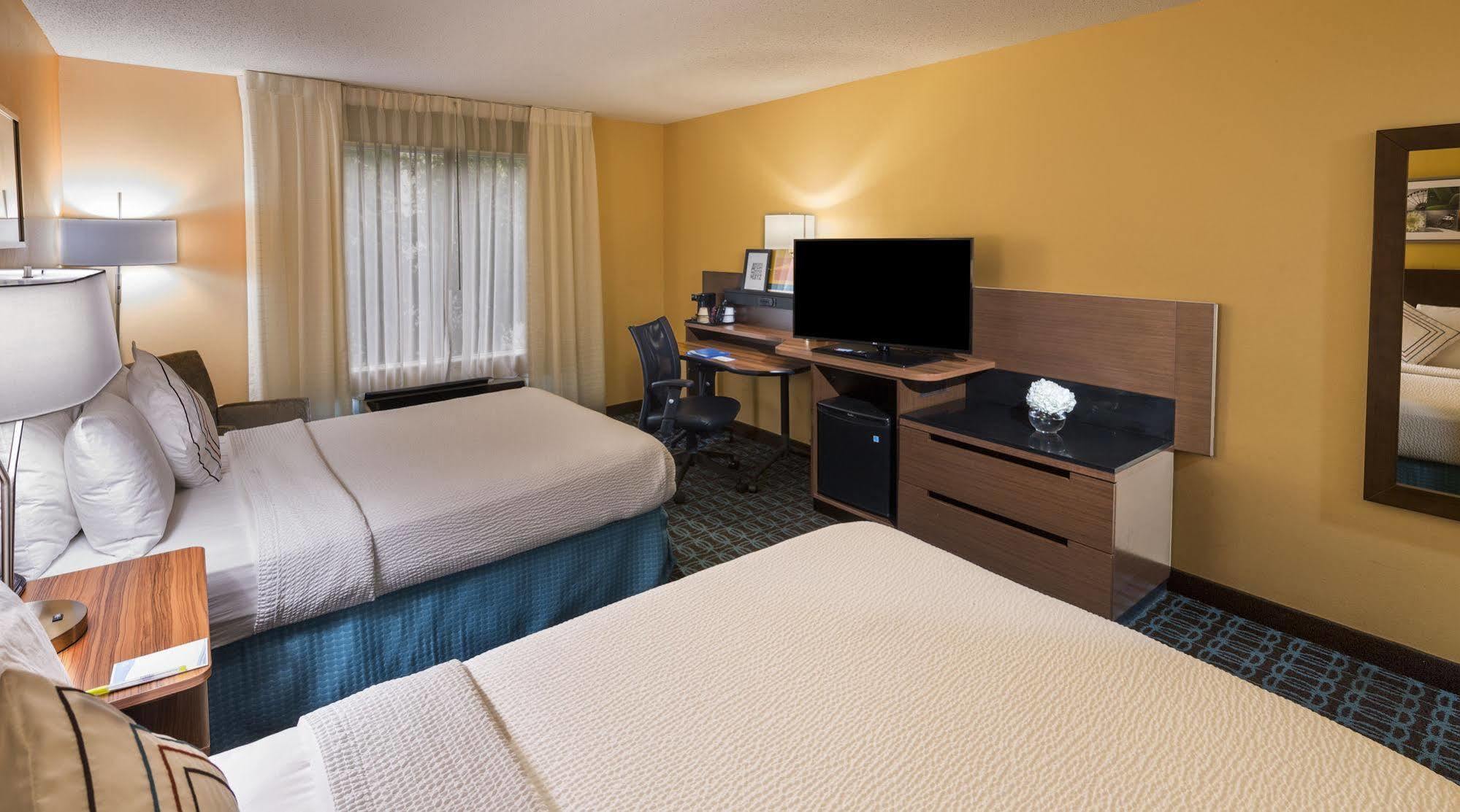 Hotel Fairfield & By Marriott Buckhead