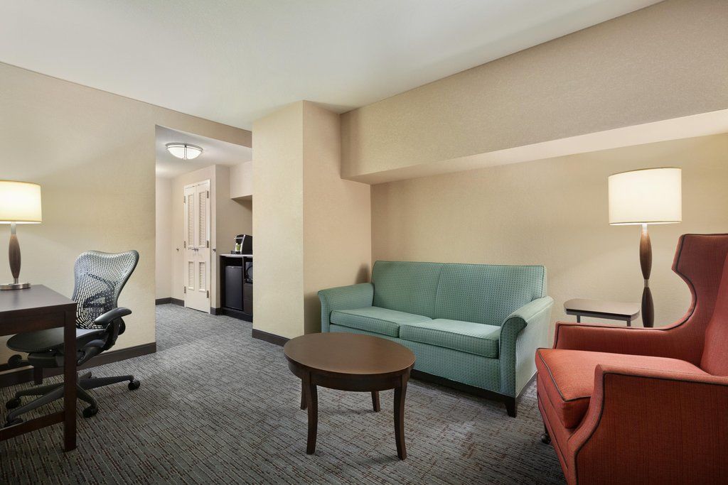 Hilton Garden Downtown 3*