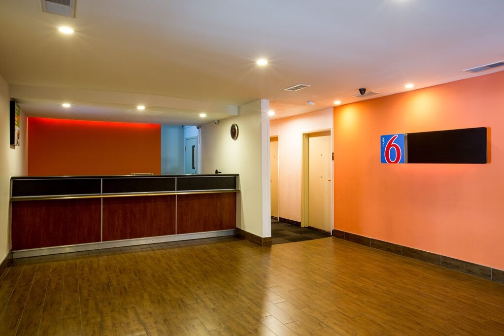 6-atlanta, Ga - Downtown Hotel 2*