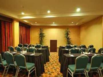The Brookhaven Atlanta 4*