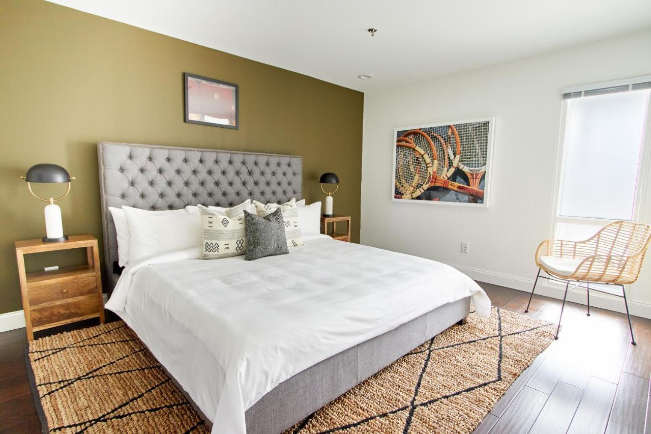 Sonder Baltimore Place