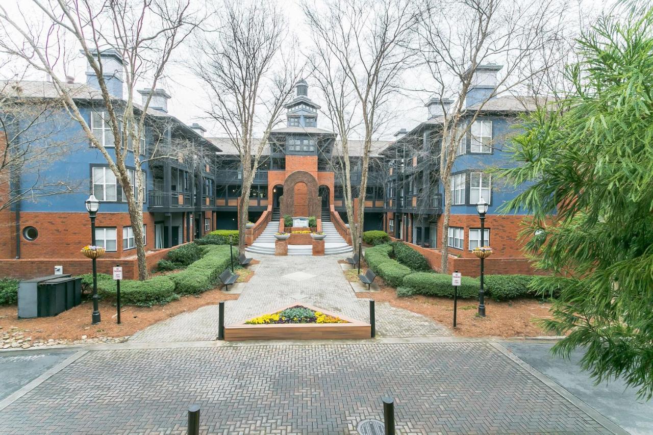 Luxury 2-bedroom Townhome In North * Atlanta