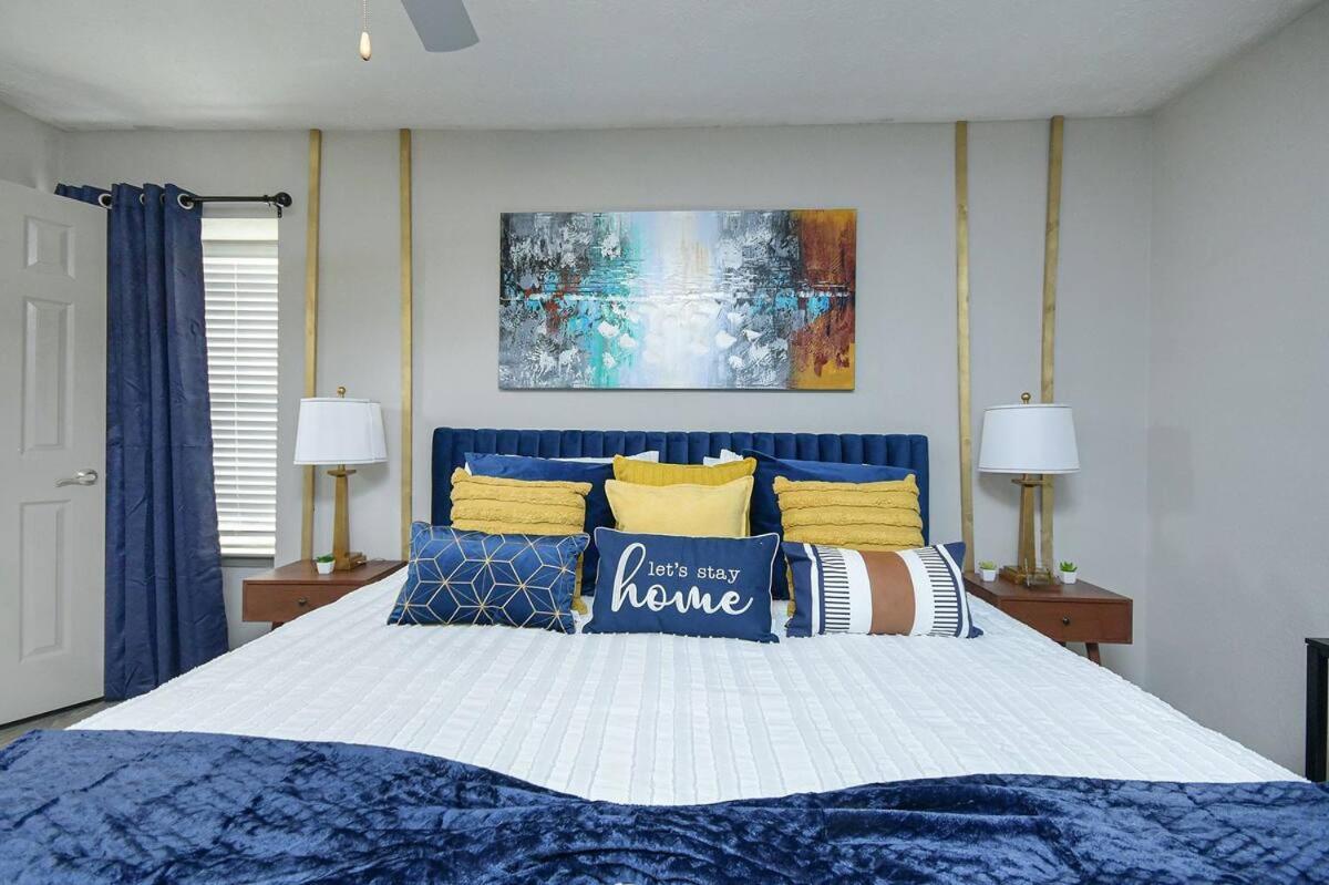 2bd/2ba - Walk To *the Battery Atl* W/free Parking *