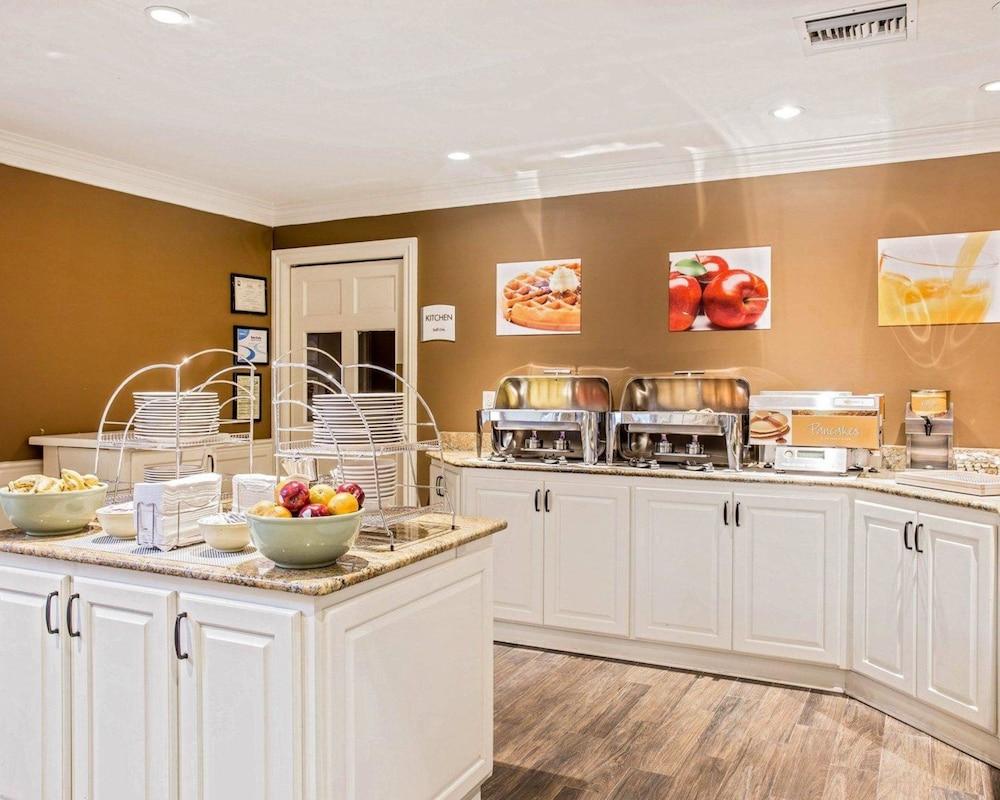 Hotel The 505 Collection Buckhead 3*