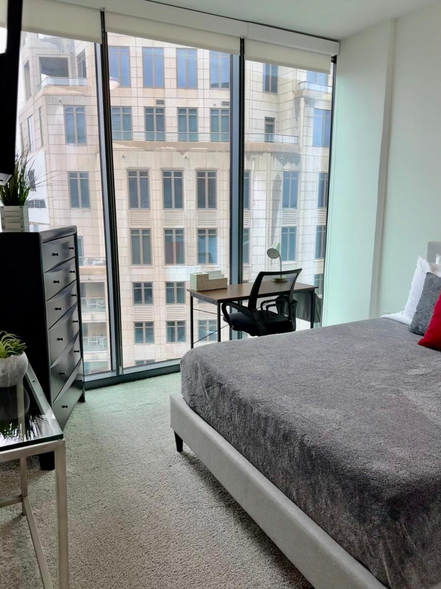 Ruby Getaway-highrise, Balcony, Year-round Pool, View! Apartment Atlanta