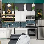 Esplanade Montane Midtown Palatial King Bed Loft