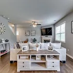 Greywind Retreat ~ 5 Star Location ~ Office ~ Parking