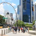 Downtown Spectrum - Location - Comfort - Style