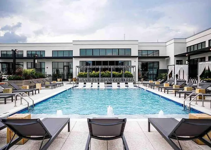 Luxe Penthouse Downtown