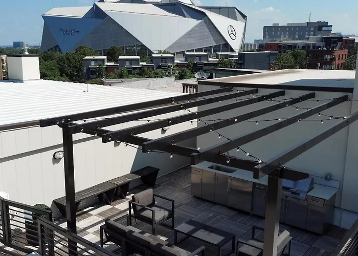 Penthouse Loft W Rooftop, Secure Parking