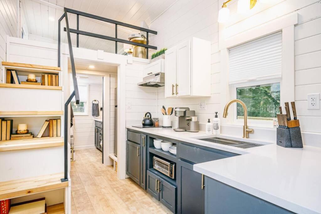 The Charles—a Tiny Luxury Experience Atlanta