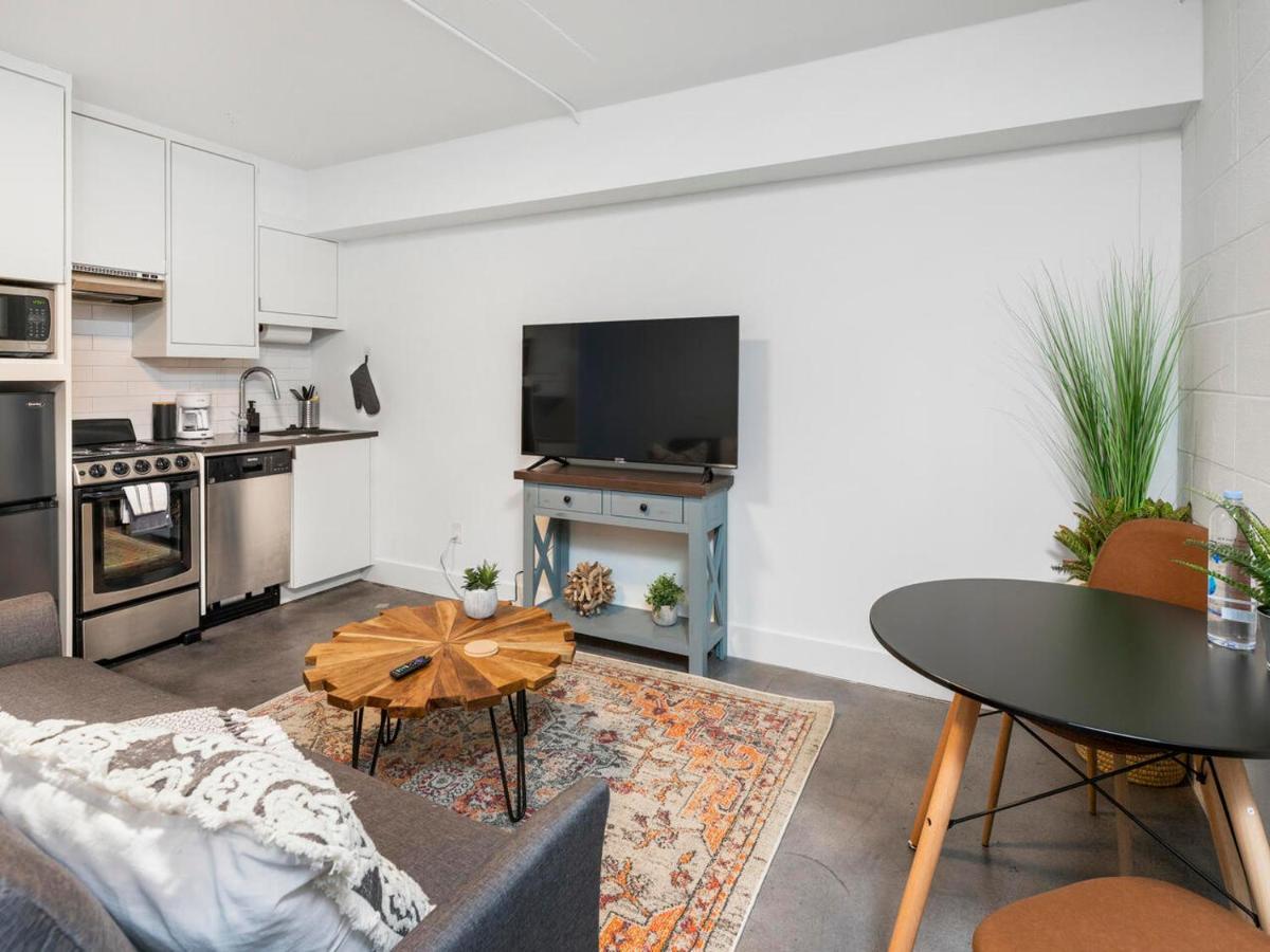 Comfortable Studio With Queen Bed, City Walkable! Apartment Atlanta