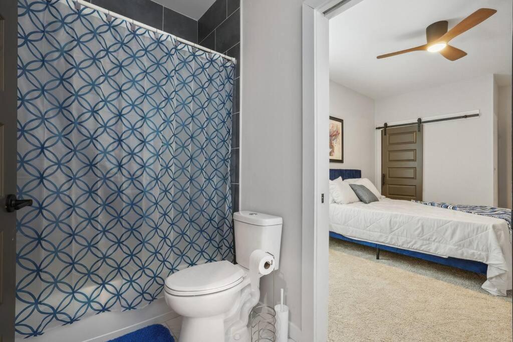 Luxury Event Friendly Atl Pool Table Hot Tub Holiday home