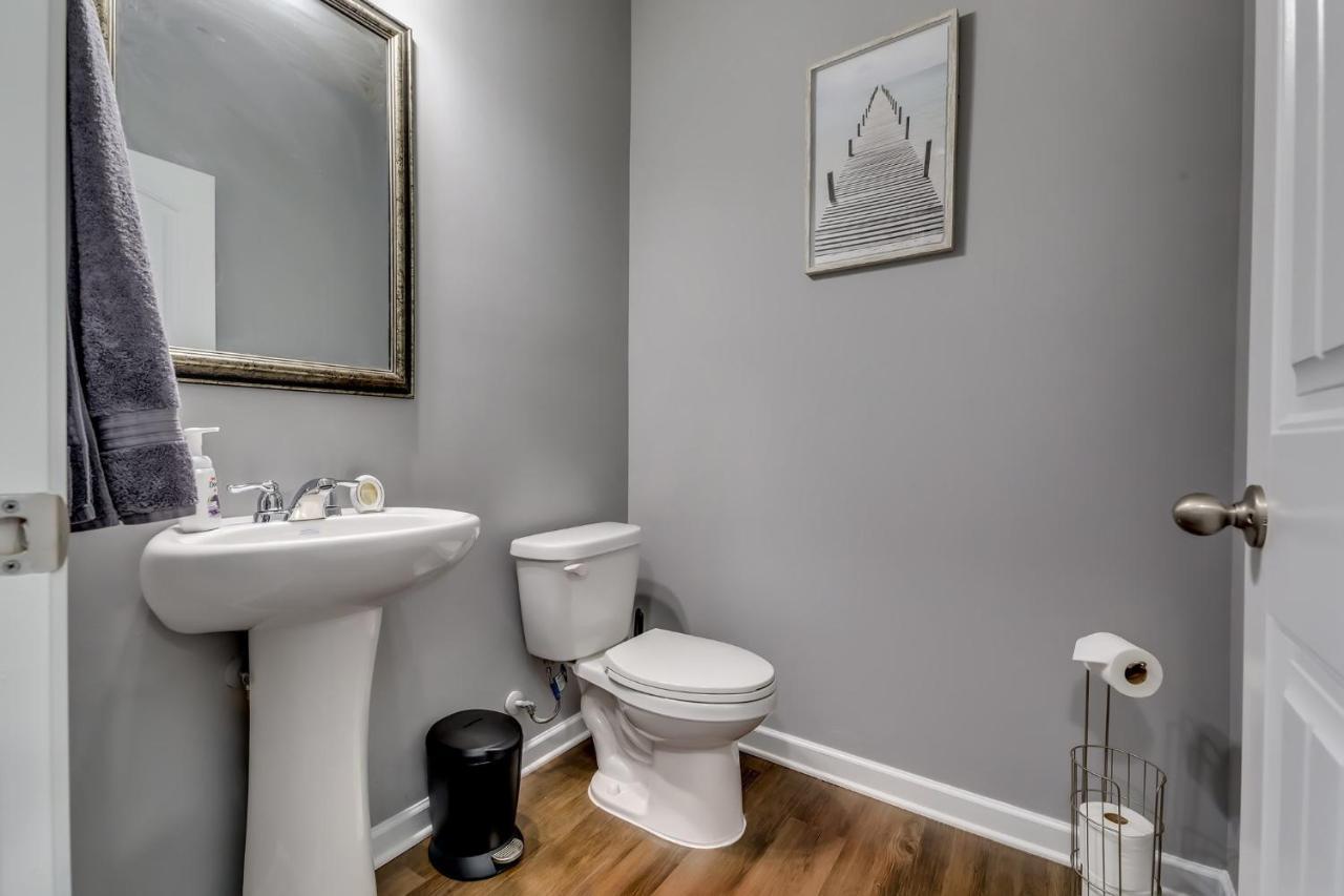 Greywind Retreat ~ 5 Star Location ~ Office ~ Parking *