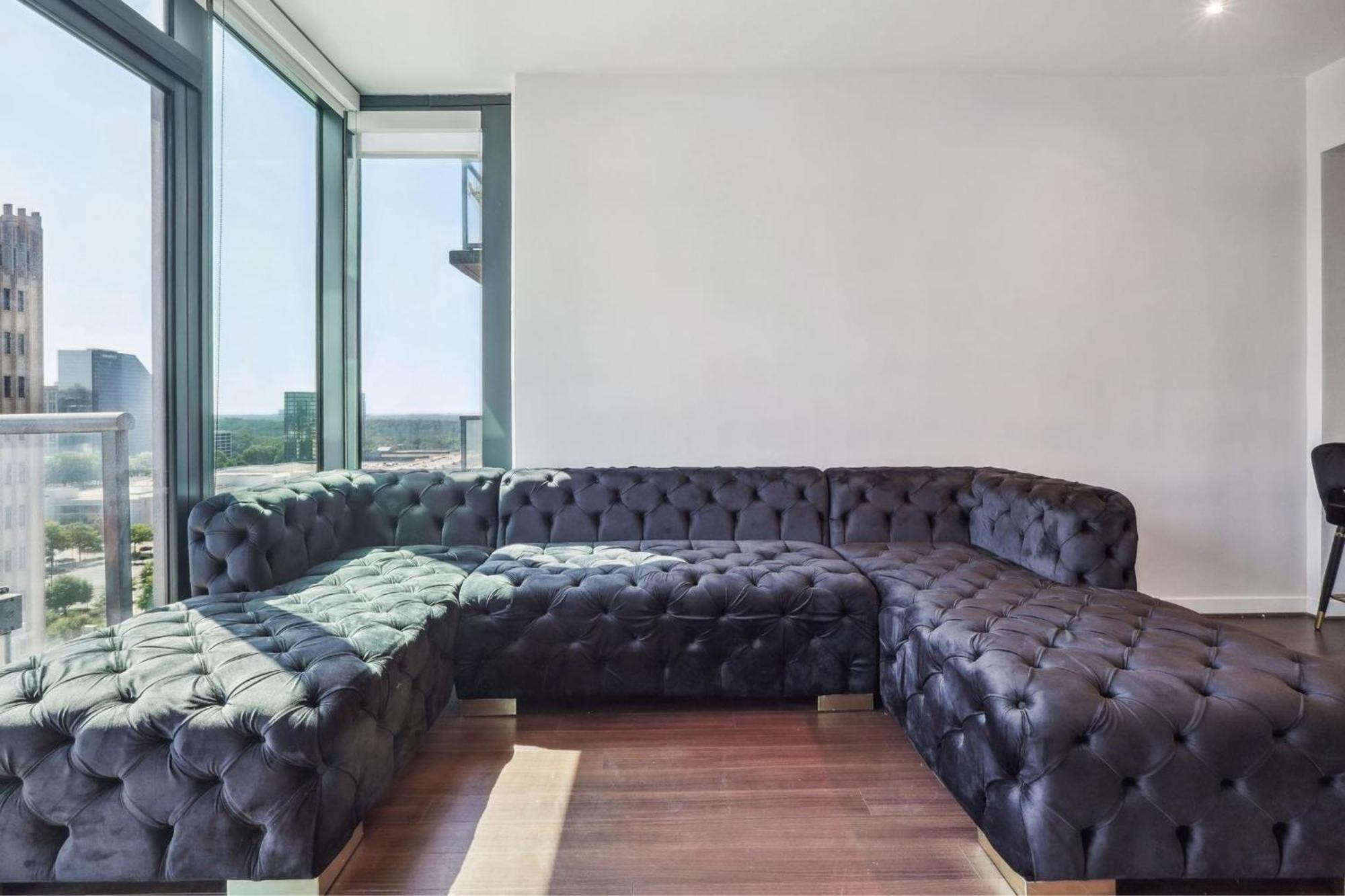 The Cloud Palace Apartment