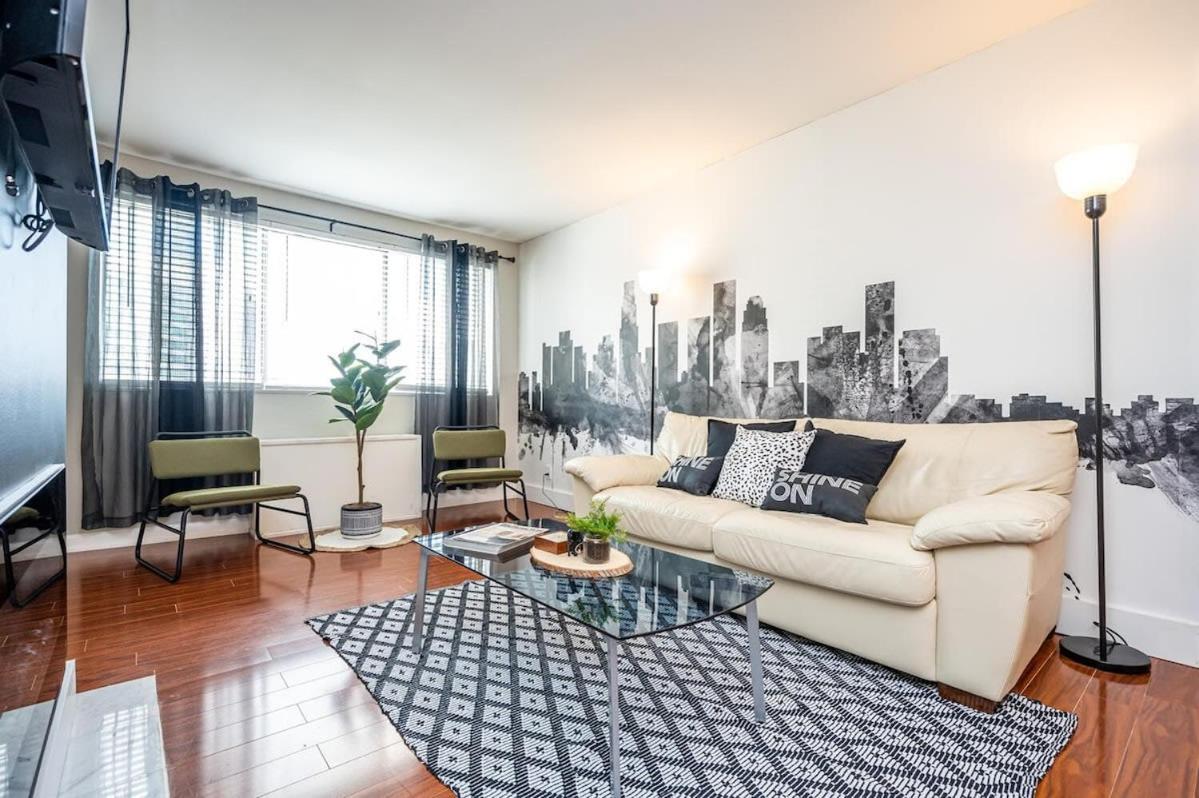 Holiday home Downtown 2b Queen Bed Free Parking Lm2202