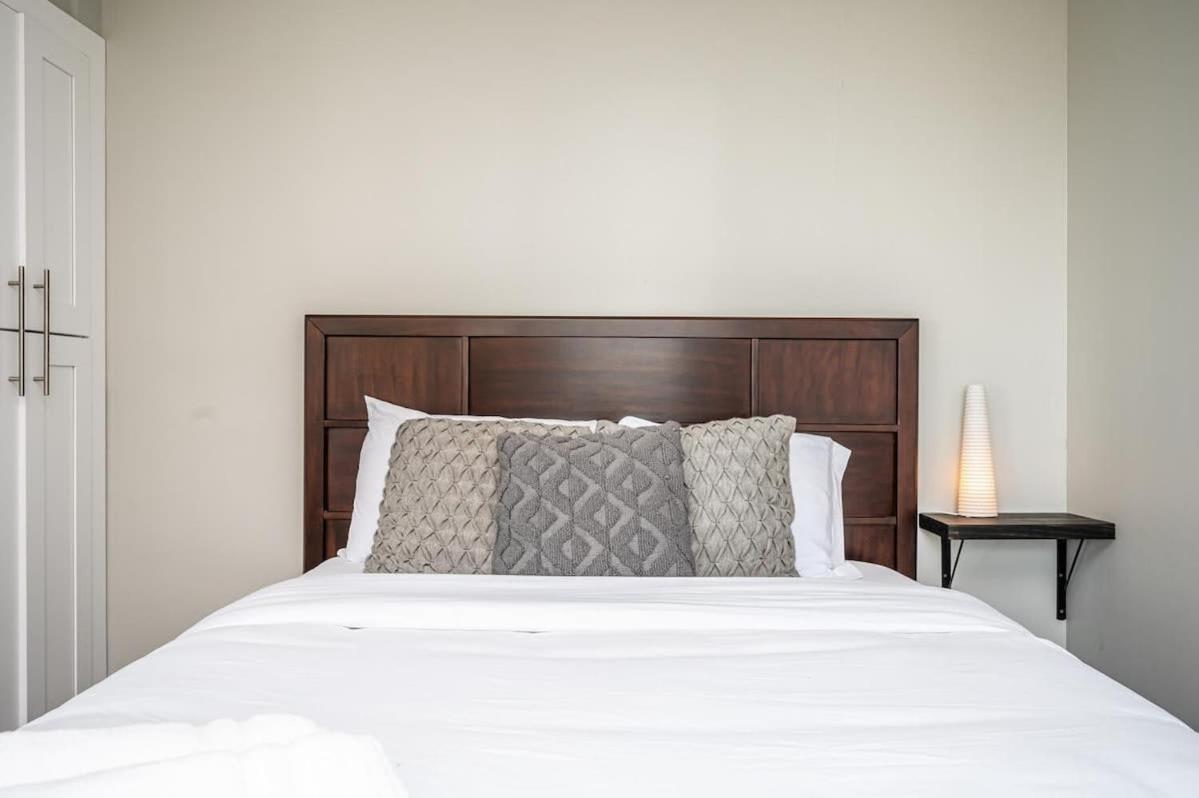 Downtown 2b Queen Bed Free Parking Lm2202 Atlanta