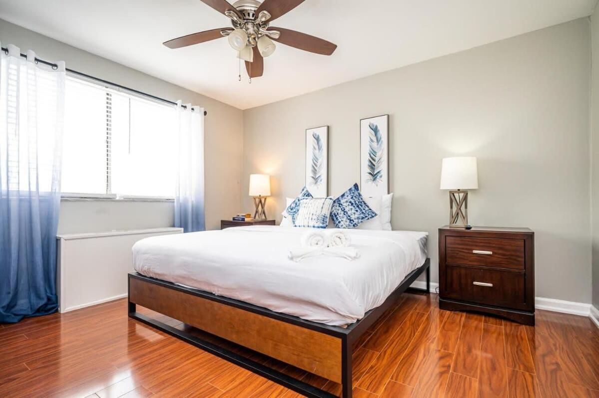 Downtown 2b Queen Bed Free Parking Lm2202 *