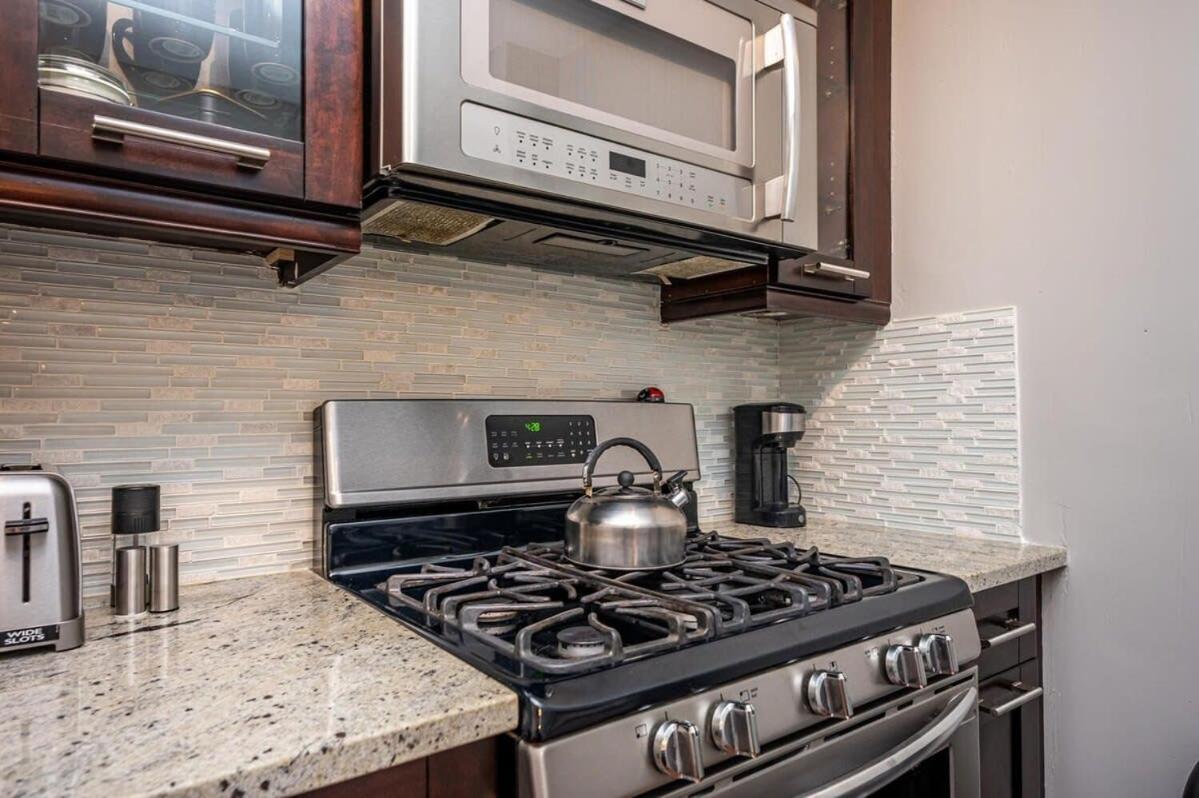 Downtown 2b Queen Bed Free Parking Lm2202 Holiday home