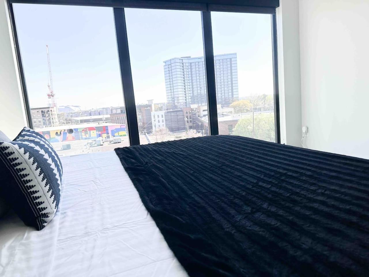 Luxe Penthouse Downtown *