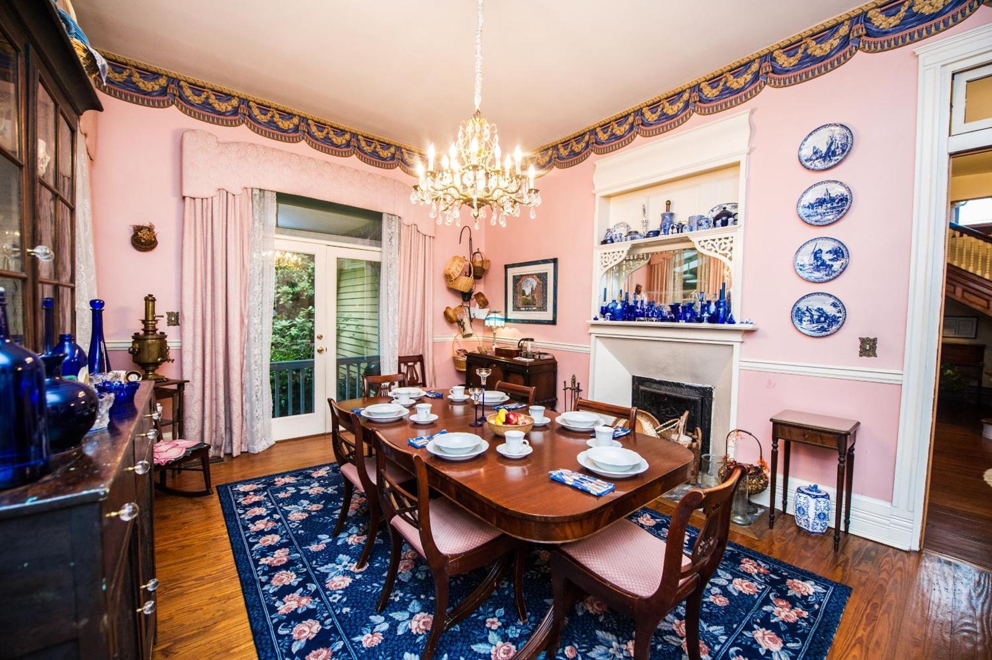 Sugar Magnolia Bed & Breakfast
