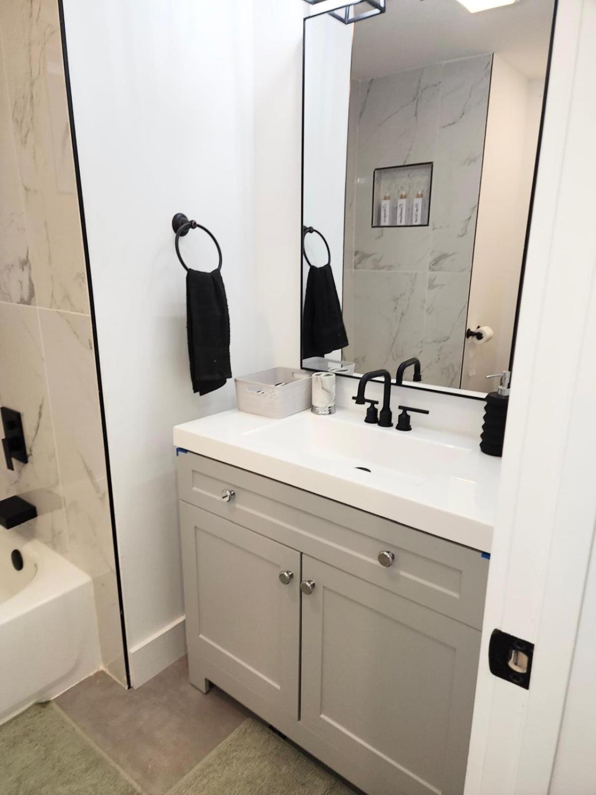 Mgbt Homes N Car Available Atlanta