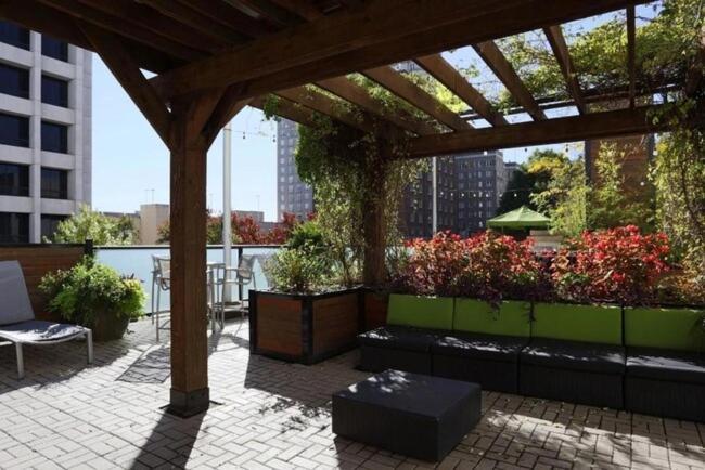 Crest At Peachtree 305 Spacious 1 Bd 1 Bth
