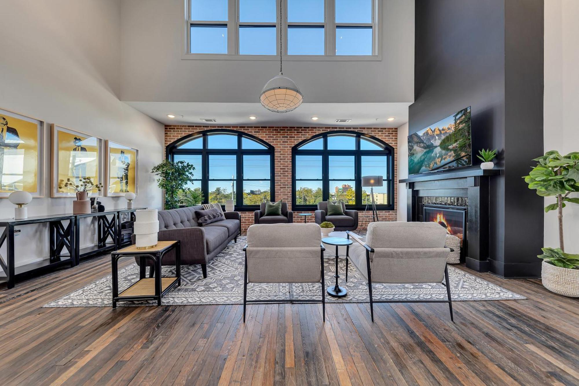 Apartment Penthouse Loft W Rooftop, Secure Parking Atlanta