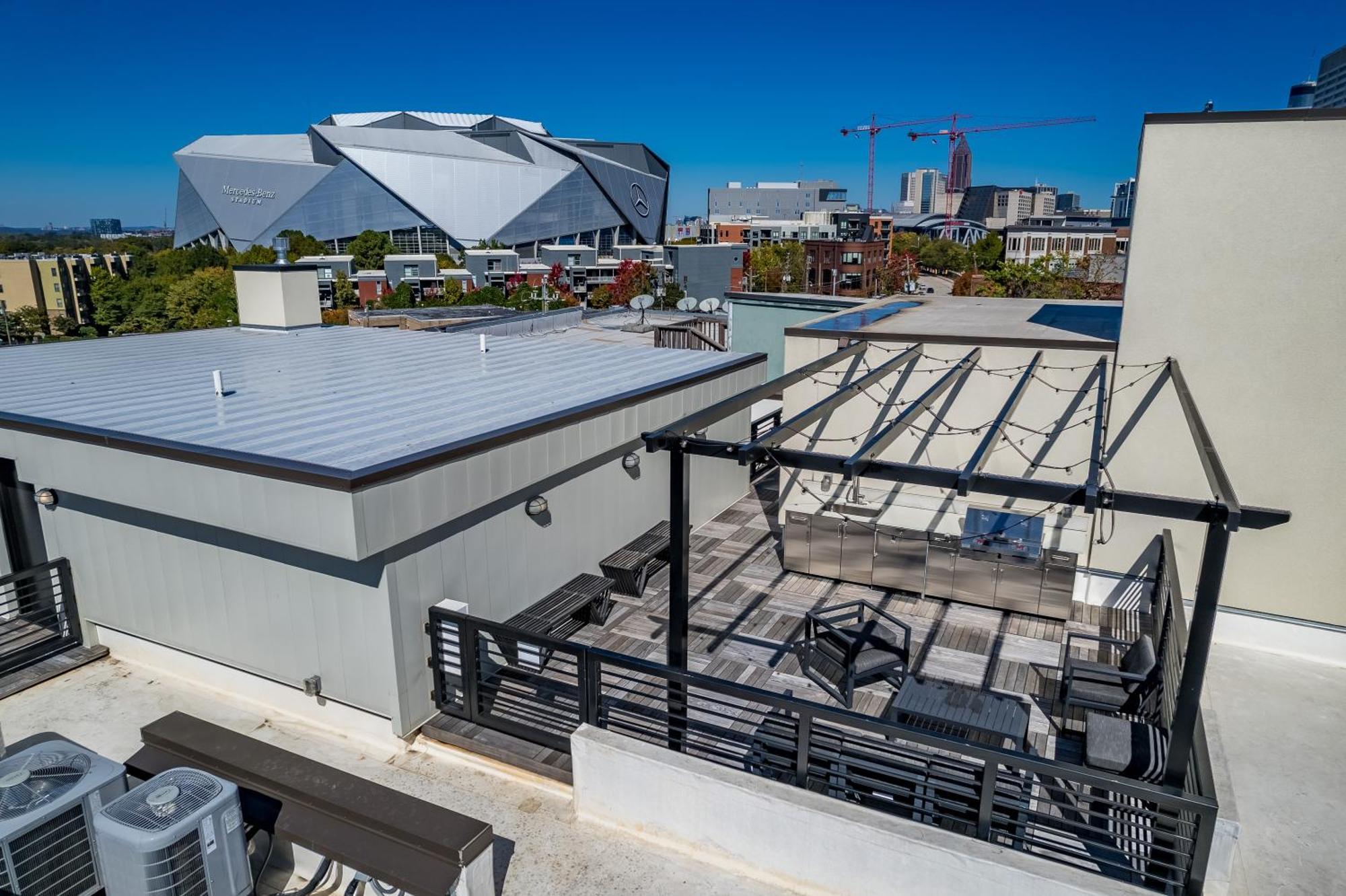 Penthouse Loft W Rooftop, Secure Parking Atlanta