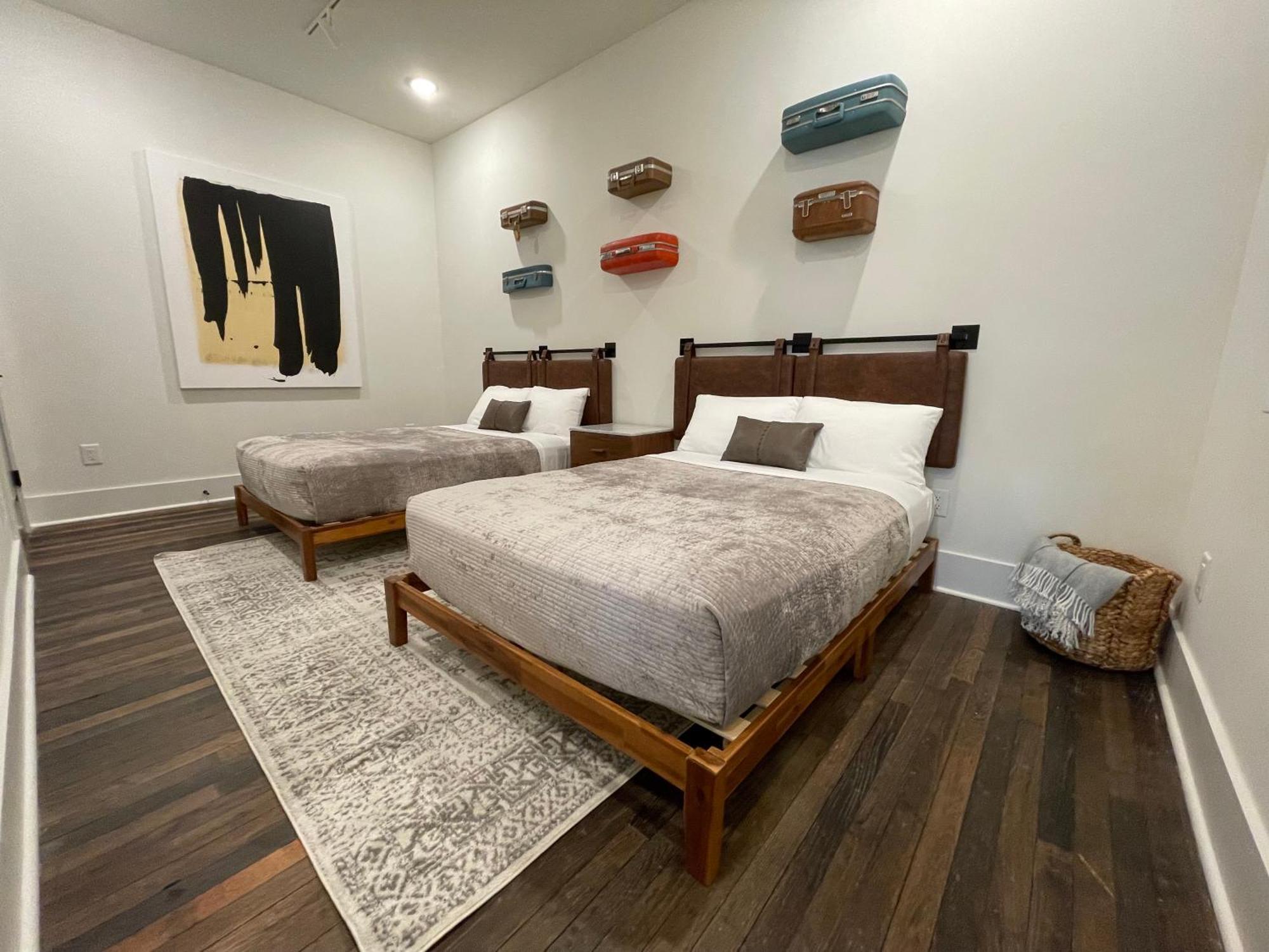 Penthouse Loft W Rooftop, Secure Parking Apartment Atlanta