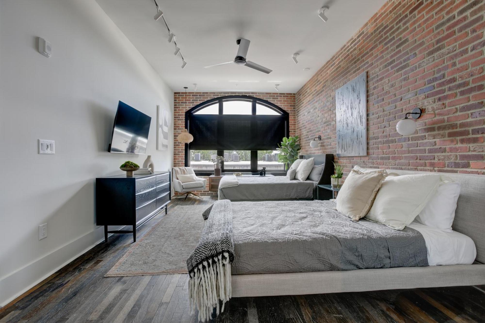 Apartment Penthouse Loft W Rooftop, Secure Parking Atlanta